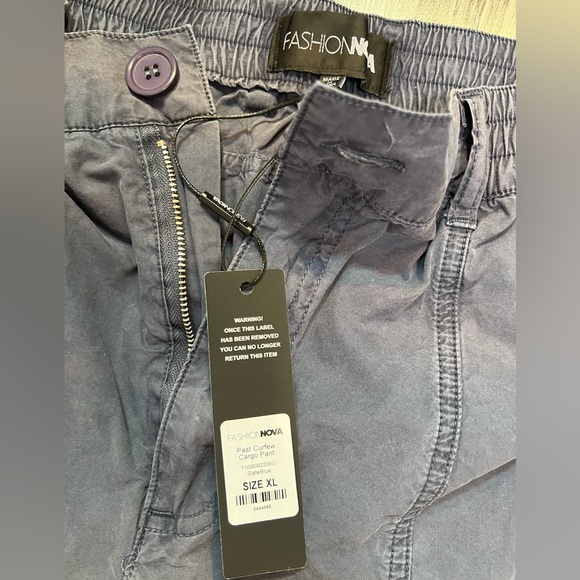 Fashion Nova Cargo Pants - Picture 4 of 4